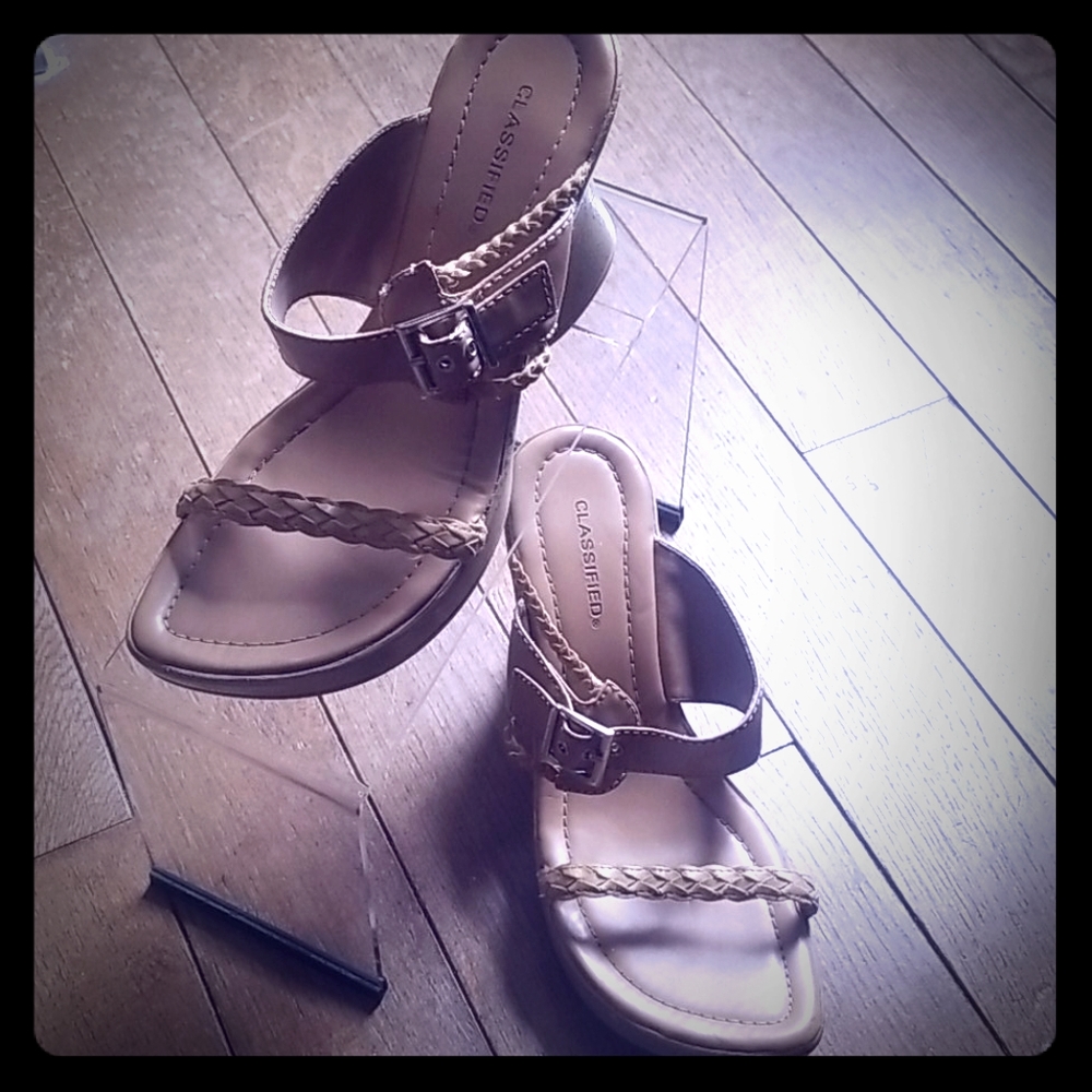 CLASSIFIED Beige wedges- size 9